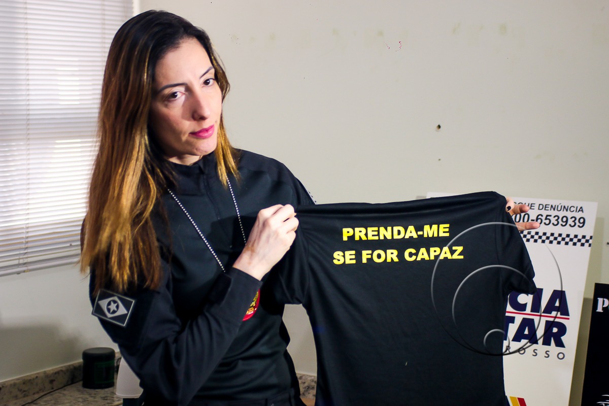BANDIDOS CRIAM CAMISETA COM OS DIZERES PRENDA-ME SE FOR CAPAZ, PARA ZOMBAR DE POLICIAIS - News Rondônia