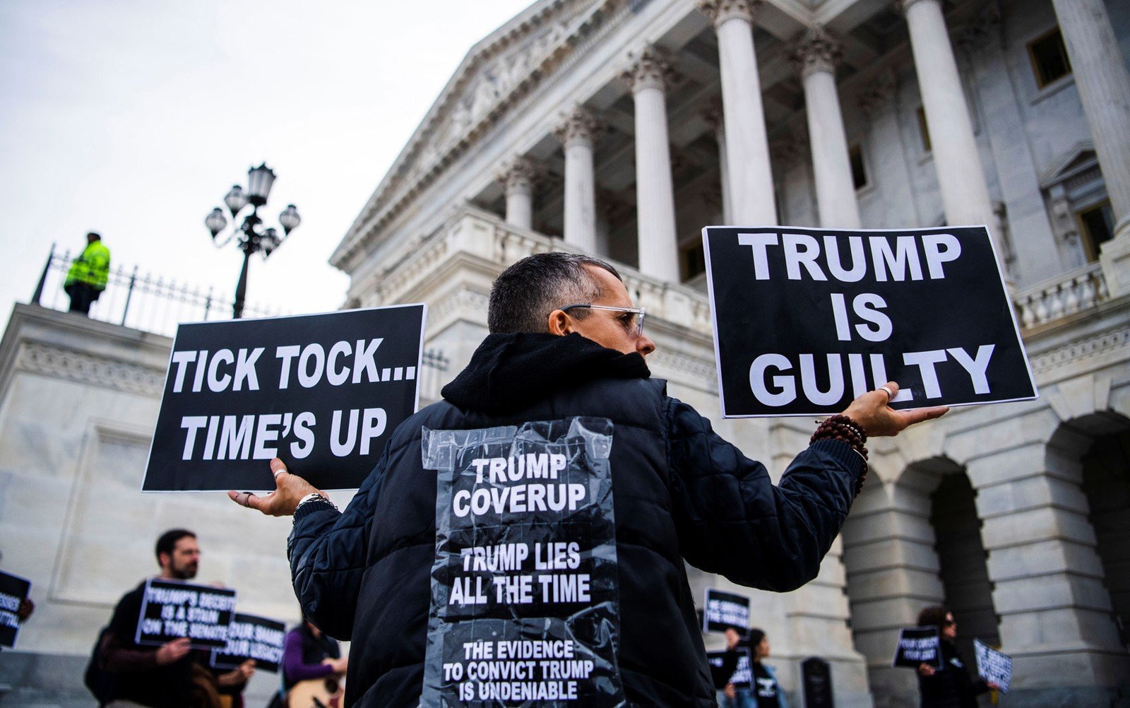 NESTA QUARTA: SENADO DOS EUA ENCERRA JULGAMENTO DE IMPEACHMENT E TRUMP DEVE PERMANECER NA PRESIDÊNCIA - News Rondônia