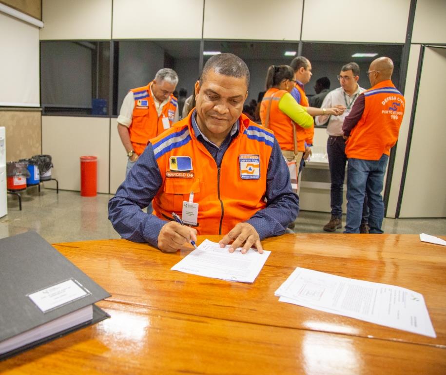 UHE JIRAU DIVULGA O PLANO DE AÇÃO DE EMERGÊNCIA À DEFESA CIVIL DE PORTO VELHO - News Rondônia