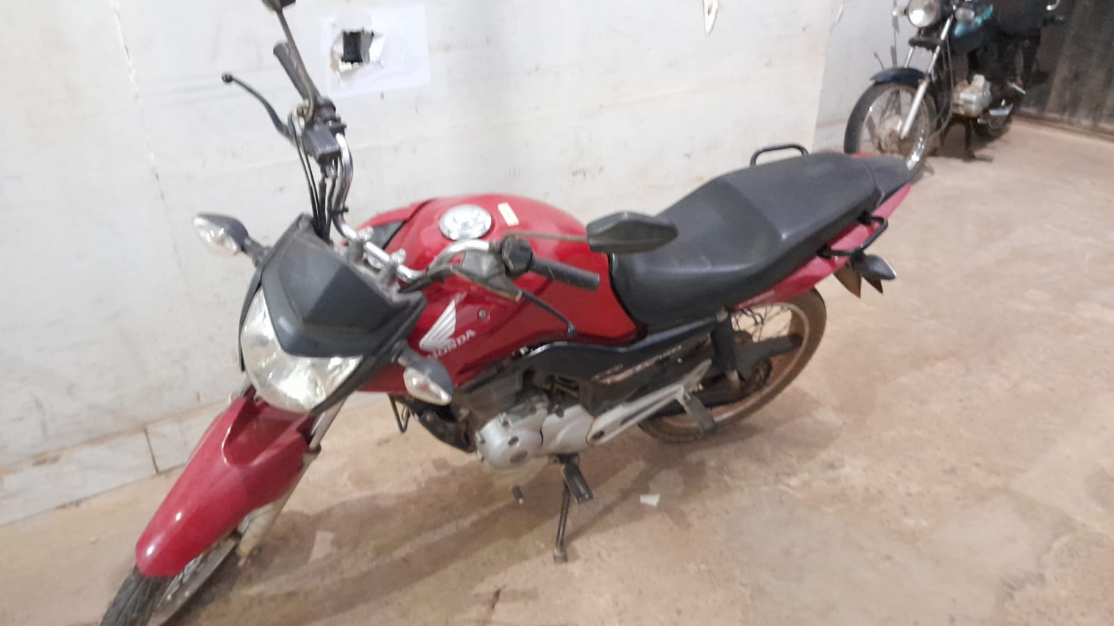 Motoboy de delivery é preso com moto furtada e chave mixa. - News Rondônia