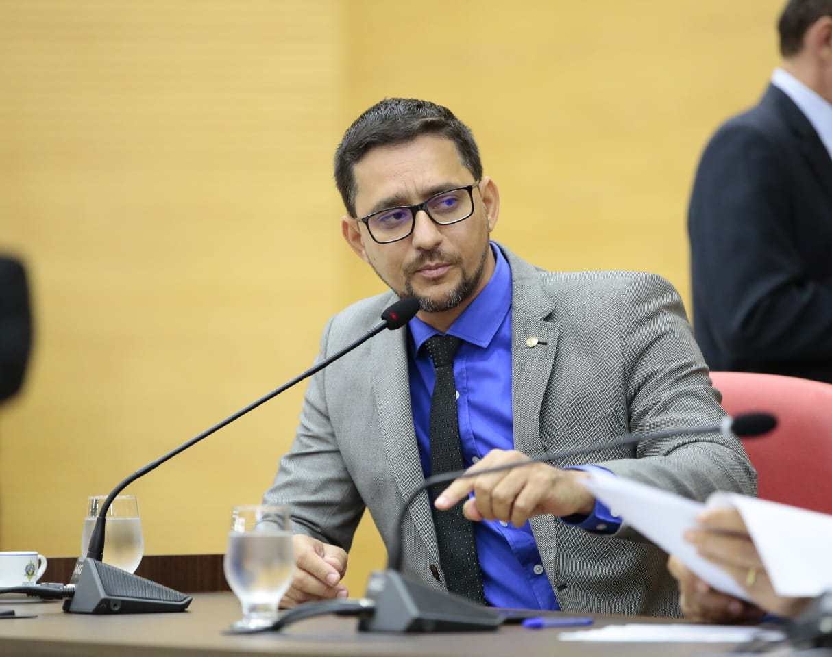 Deputado Anderson pede regulamentação imediata da lei que concede transporte intermunicipal gratuito para pessoas com câncer - News Rondônia
