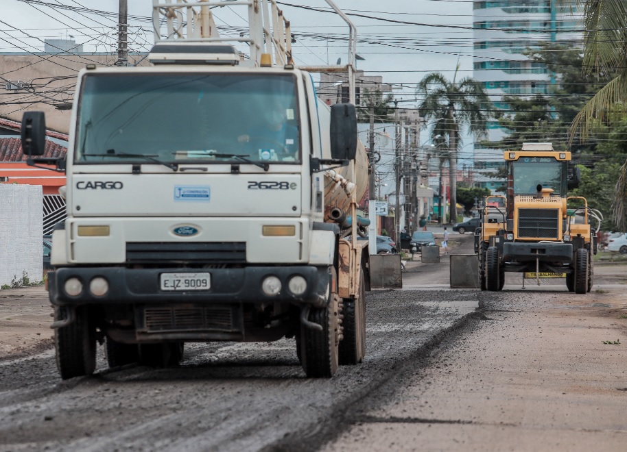 Equipes de obras trabalham em 18 bairros - News Rondônia