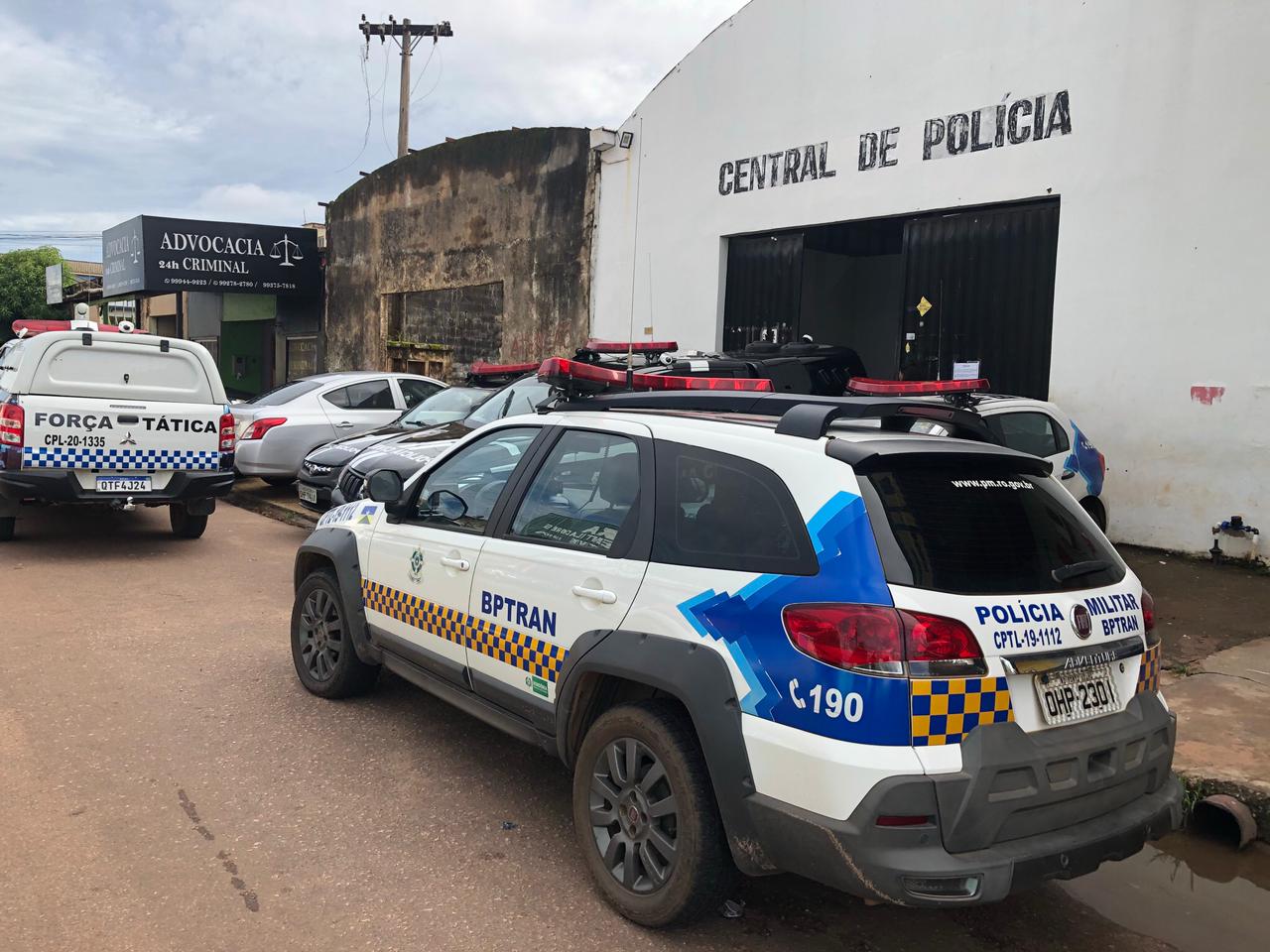 TENTATIVA DE HOMICÍDIO - Tio e sobrinho são atacados com golpes de facão durante bebedeira - News Rondônia