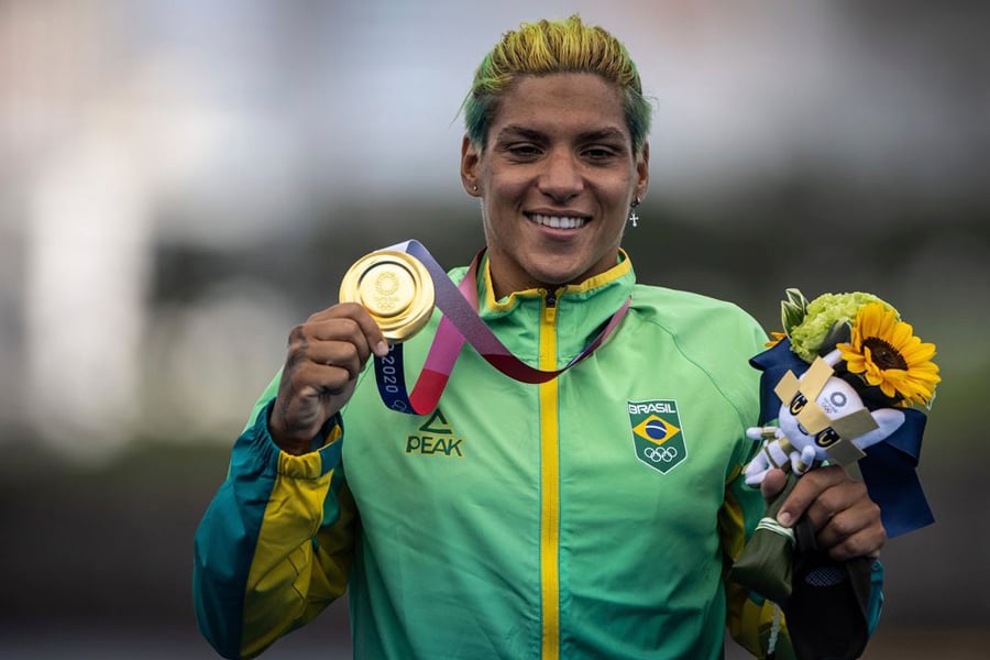Ana Marcela Cunha é ouro na maratona aquática - News Rondônia