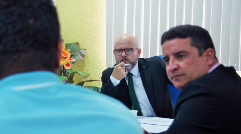 ALEKS PALITOT DISCUTE GREVE DA EDUCAÇÃO NA CÂMARA - News Rondônia