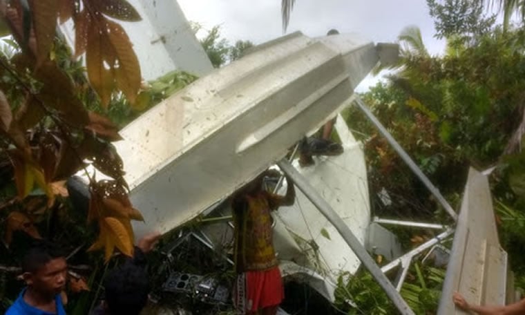 AVIÃO CAI NO AMAZONAS APÓS FALHA MECÂNICA - News Rondônia