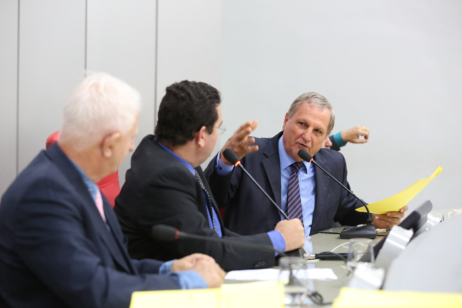 ASSEMBLEIA APROVA LEI DE MEIA ENTRADA EM ESTABELECIMENTOS DE CULTURA A SERVIDORES DA SEDUC - News Rondônia