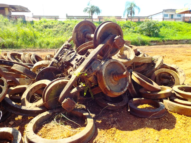 ASSOCIAÇÃO DOS FERROVIÁRIOS REPUDIA FURTOS DAS PEÇAS DO PATRIMÔNIO TOMBADO DA MADEIRA MAMORÉ - News Rondônia