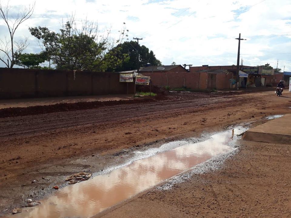 REPAROS: SEMOB ATENDE PEDIDOS DA VEREADORA ADA DANTAS E INICIA TRABALHOS NA RUA PETROLINA - News Rondônia