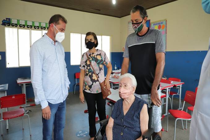 VACINA IDOSOS - Semusa inicia vacinação de idosos de 80 anos acima - News Rondônia