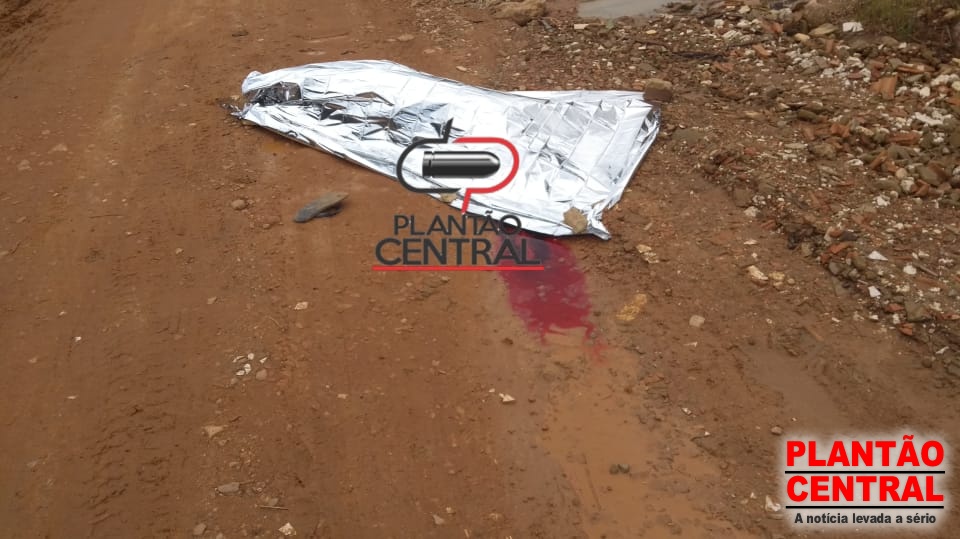 IDOSO MORRE APÓS SER ATROPELADO POR CAMINHÃO EM JI-PARANÁ - News Rondônia