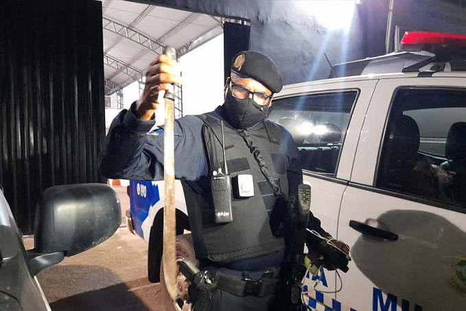 URGENTE: Homem é preso após tentar matar coronel da PM com facão na leste - News Rondônia