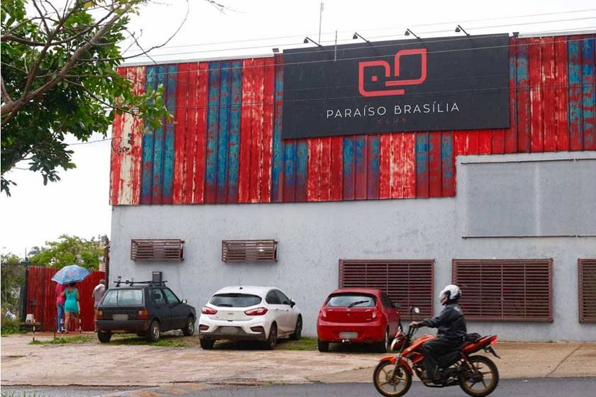 BOATE DE SWING NO DF VENDE RIFA E SORTEIA MULHER PARA NOITE DE SEXO - News Rondônia