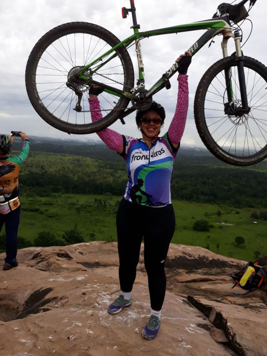 COM A PRÁTICA DO CICLISMO, POLICIAL CIVIL APOSENTADA MUDA ROTINA E GANHA MAIS QUALIDADE DE VIDA - News Rondônia