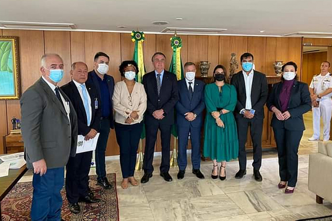 Nazif reivindica soluções para transposição de servidores de Rondônia e entrega ofício em nome da bancada ao presidente da república - News Rondônia