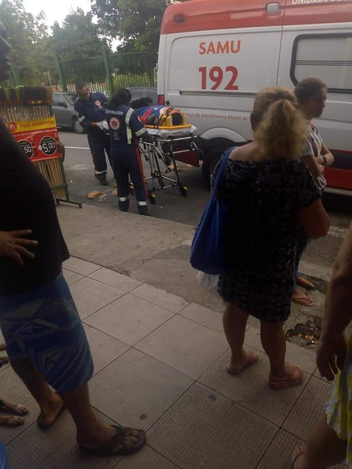 HOMEM BATE COM PERNAMANCA EM HAITIANO SUPOSTAMENTE POR CAUSA DA BUZINA DO CARRINHO DO PICOLE - VEJA VÍDEO - News Rondônia