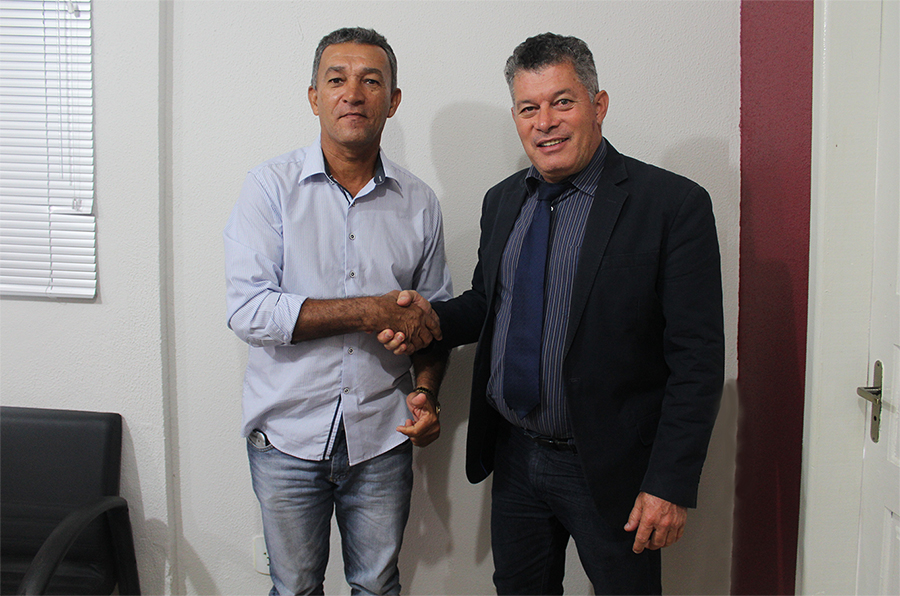 SECRETARIA DE ASSISTÊNCIA SOCIAL DE SÃO FELIPE RECEBE VEÍCULO ADQUIRIDO COM RECURSOS DE EMENDA DO DEPUTADO EDSON MARTINS - News Rondônia
