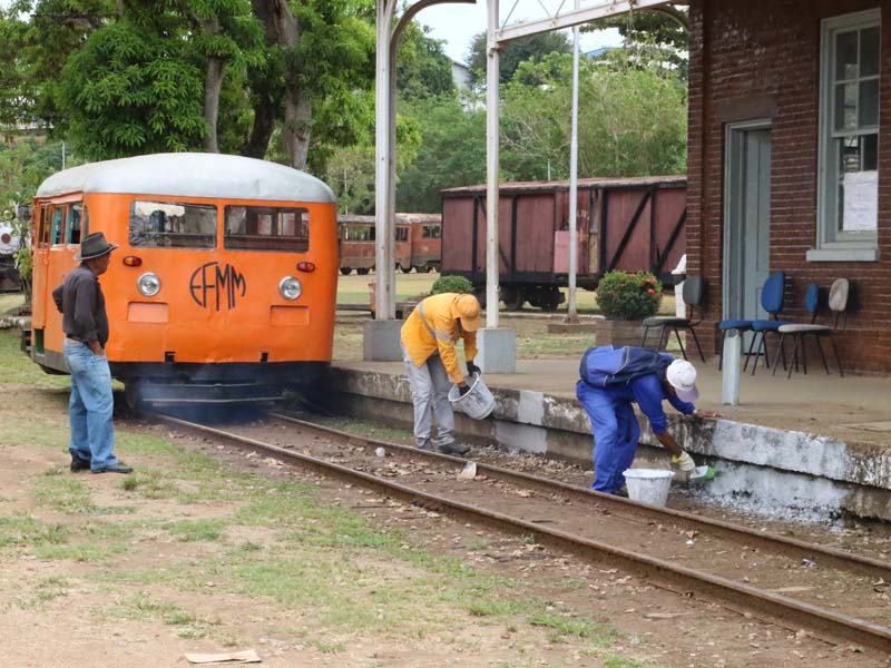 EMDUR LEVA PONTOS DE LUZ A TRECHOS DA MADEIRA MAMORÉ E FAVORECE PASSEIOS DE TURISTAS E VISITANTES EM LITORINA - News Rondônia