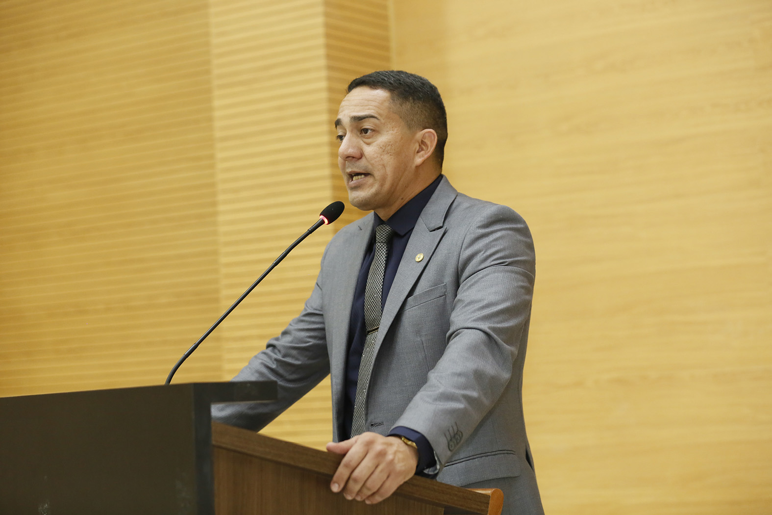 LÍDER DO GOVERNO, EYDER BRASIL APRESENTA RESUMO DE AÇÕES DO EXECUTIVO - News Rondônia
