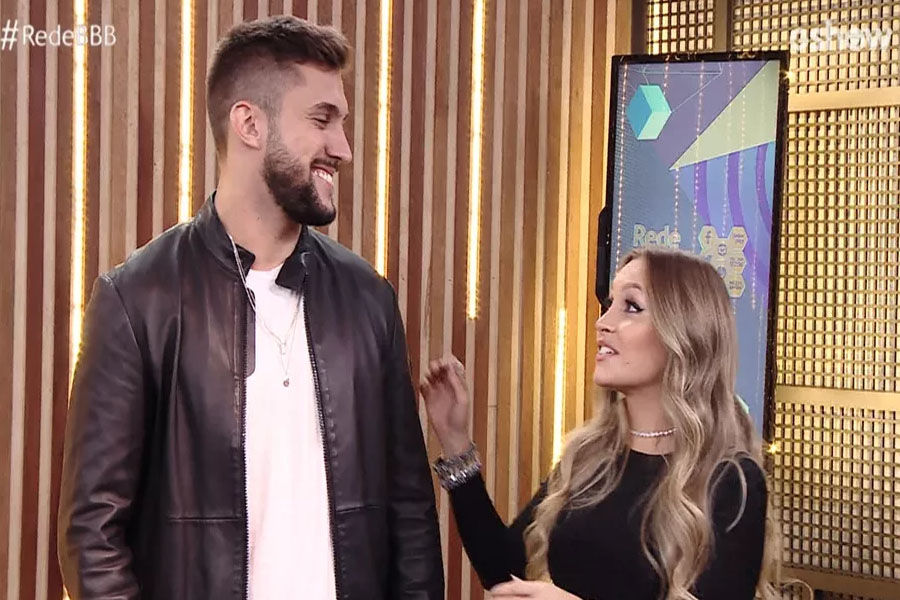 No Prêmio #RedeBBB 2021, Arthur revela que ainda está apaixonado por Carla Diaz - News Rondônia