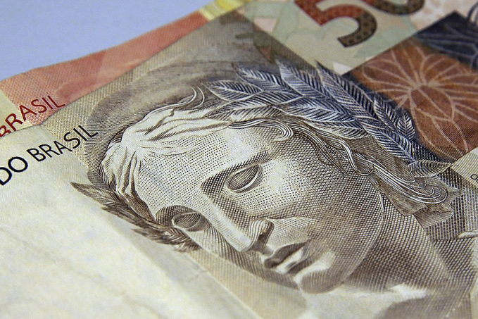 Trabalhadores nascidos em novembro podem sacar auxílio emergencial - News Rondônia