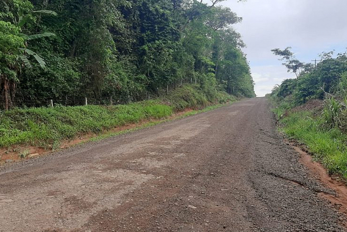 MANUTENÇÃO - DER conclui aplicação de rejeito asfáltico na RO-475 para garantir tráfego de veículos pesados no período chuvoso - News Rondônia