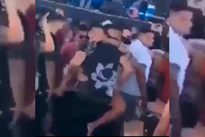 SEM VERGONHA  Casal é flagrado fazendo sexo durante show de Tarcísio do Arcodeon; Veja vídeo - News Rondônia