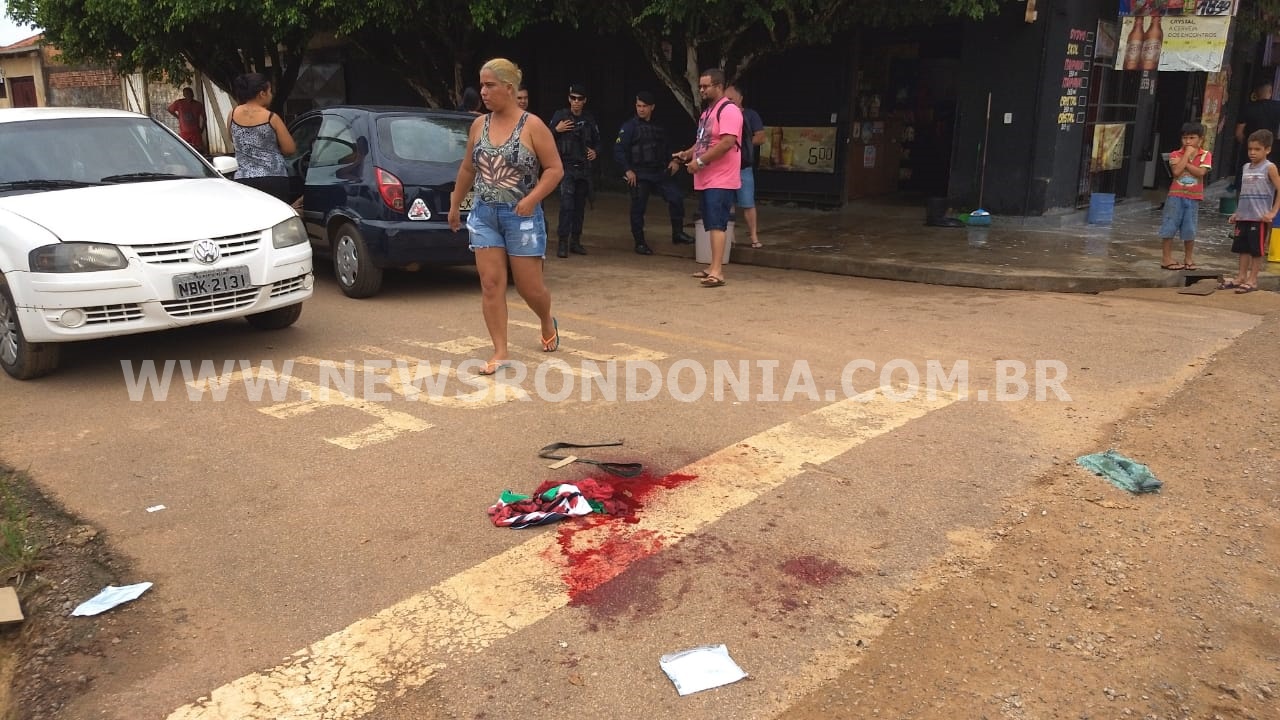 MOTOCICLISTA FICA EM ESTADO GRAVE APÓS COLIDIR CONTRA CARRO NA ZONA SUL DE PORTO VELHO - News Rondônia