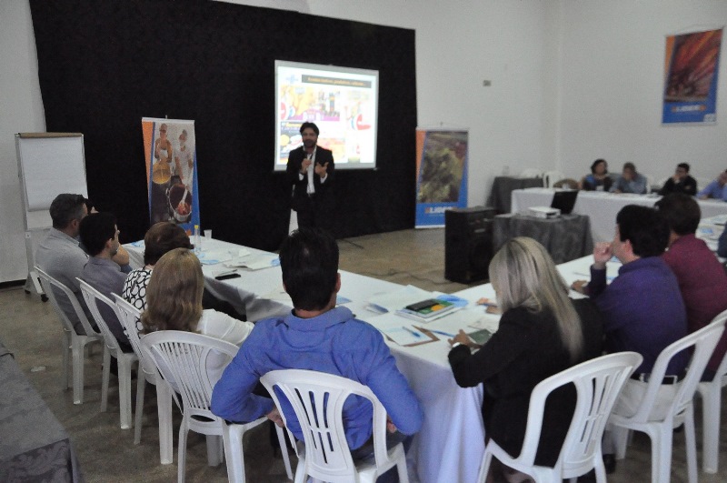 VALE DO JAMARI: LIDERANÇAS BUSCAM DESENVOLVIMENTO TERRITORIAL INTEGRADO COM APOIO DO SEBRAE - News Rondônia