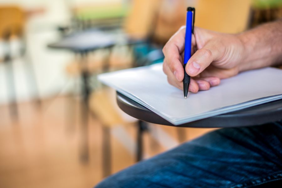 Pesquisas revelam que estudar fazendo anotações à mão traz melhorias para o aprendizado - News Rondônia