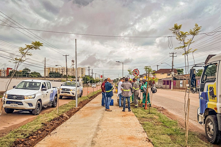 Obras da ciclovia na avenida Tiradentes seguem em ritmo acelerado - News Rondônia