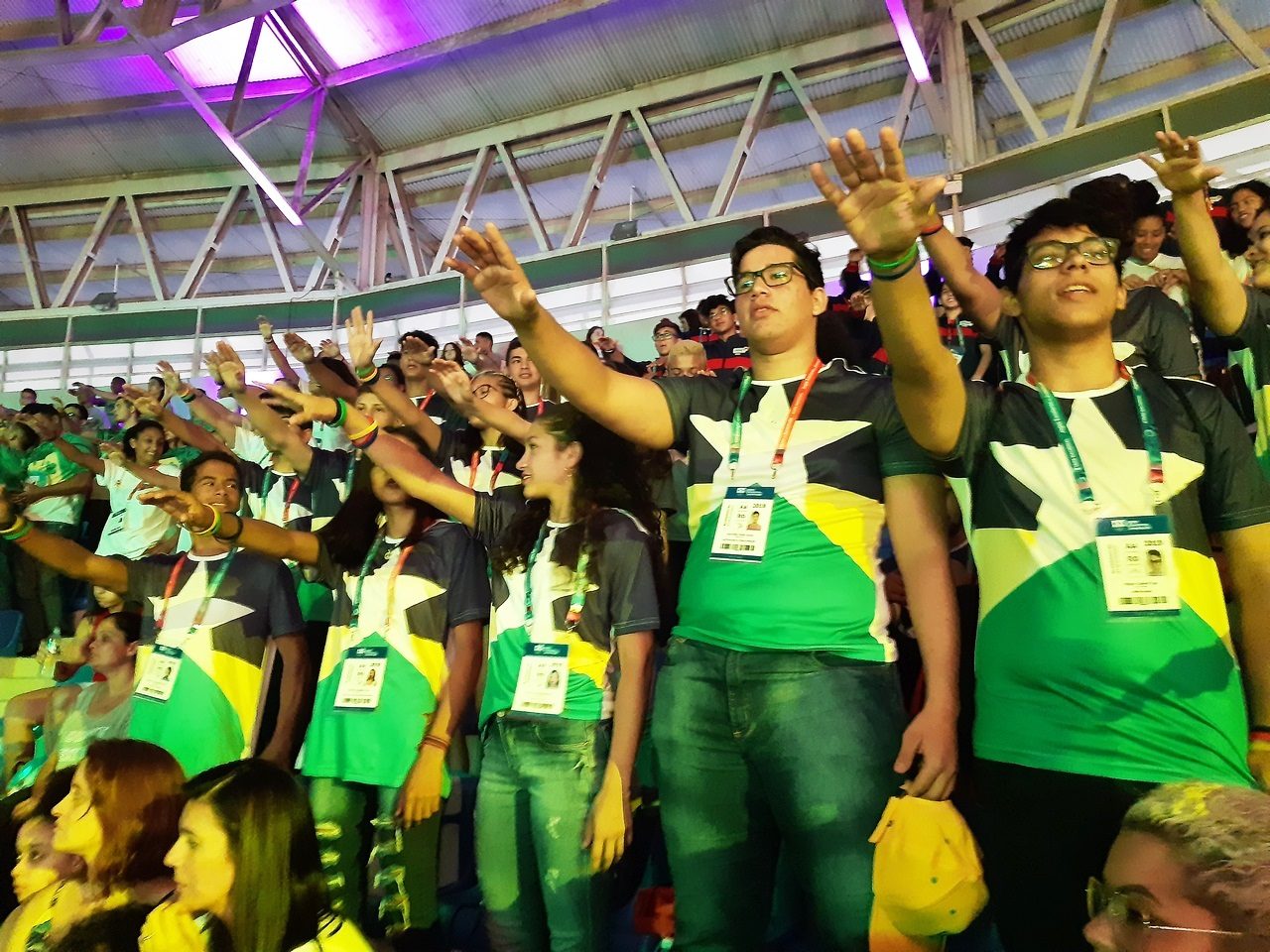 PAIS INCENTIVAM E ESTIMULAM ATLETAS RONDONIENSES NOS JOGOS ESCOLARES DA JUVENTUDE NO INTERIOR DE SANTA CATARINA - News Rondônia
