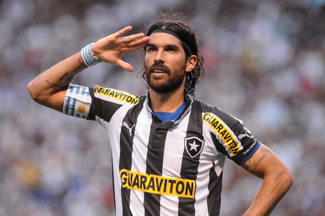 LOCO ABREU ACERTA COM TIME RONDONIENSE - News Rondônia