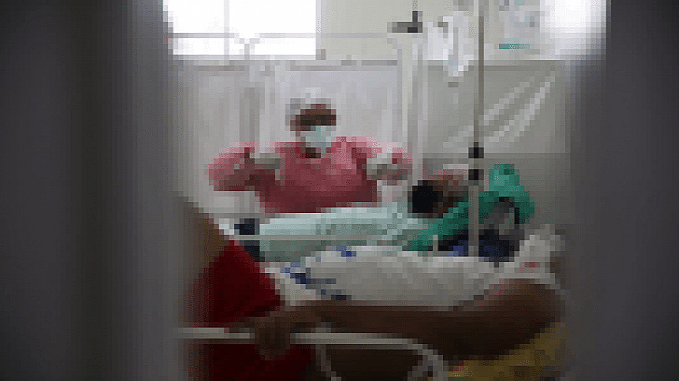 CRUELDADE: Idoso internado com Covid-19 é espancado até a morte com tanque de oxigênio porque estava orando - News Rondônia