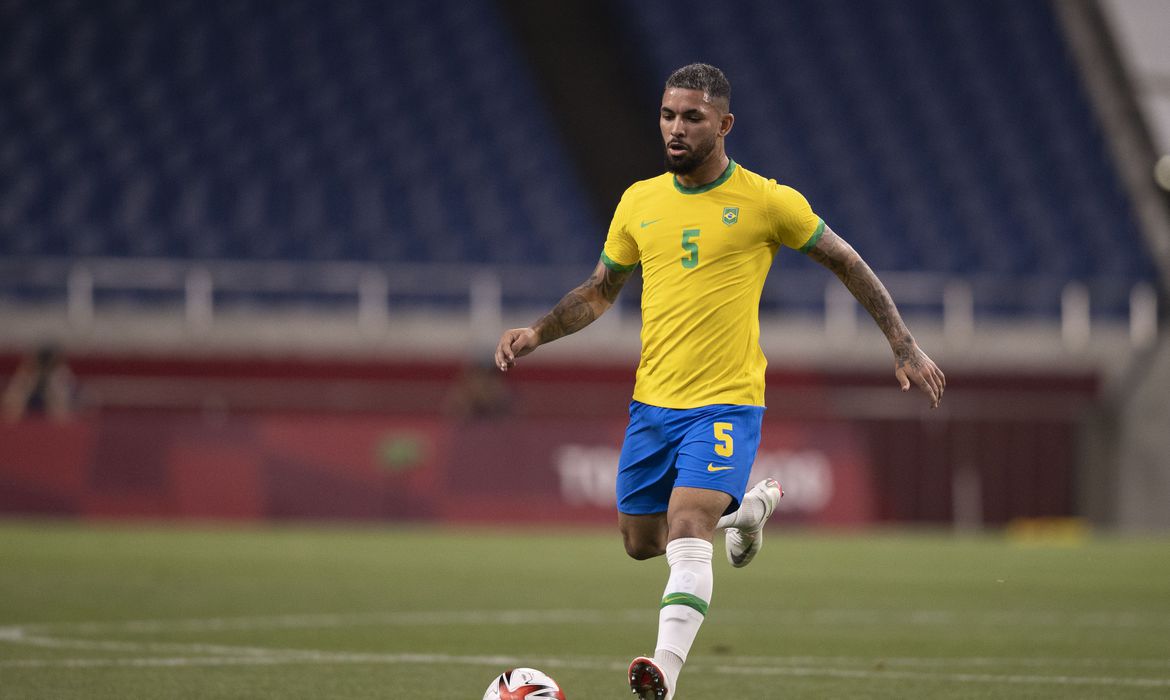 Eliminatórias: Douglas Luiz é convocado para o lugar de Casemiro - News Rondônia