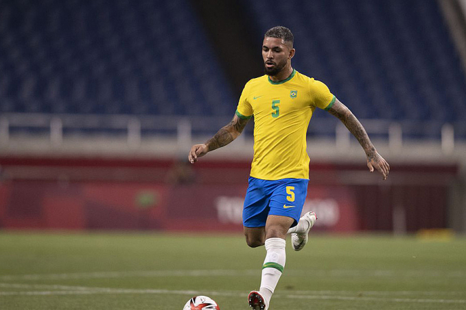 Eliminatórias: Douglas Luiz é convocado para o lugar de Casemiro - News Rondônia