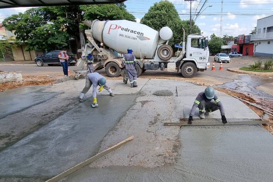 Calçadas Livres: Obras de padronização de calçadas em Jaru avançam - News Rondônia