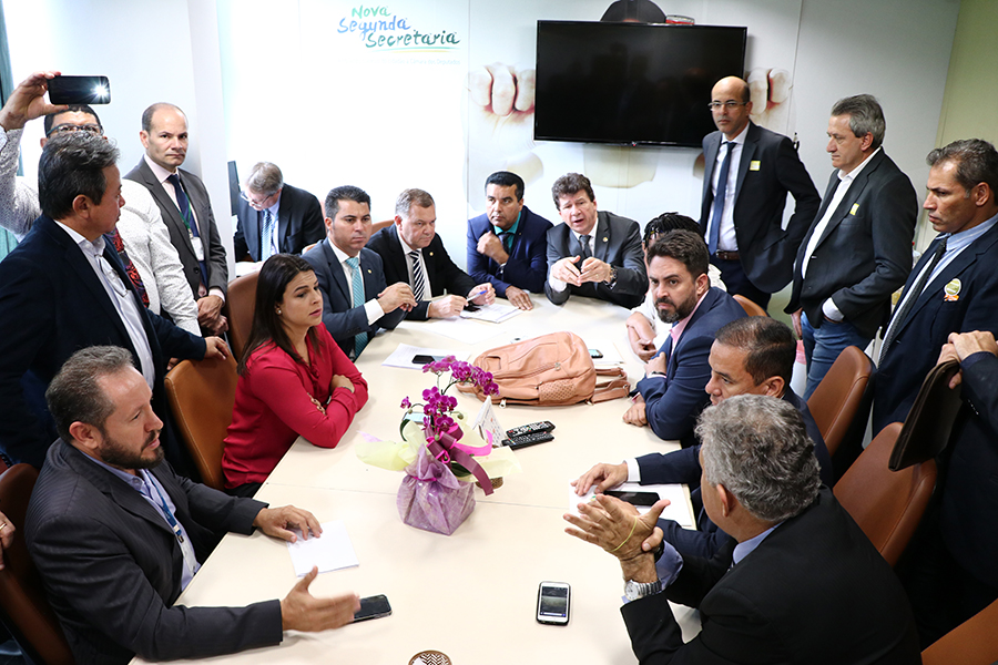 MARCOS ROGÉRIO CONFIRMA EMENDAS COLETIVAS DA BANCADA FEDERAL - News Rondônia