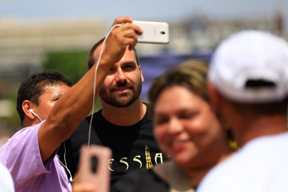 PARA EDUARDO BOLSONARO, LEGALIZAÇÃO DAS DROGAS BENEFICIA PT - News Rondônia