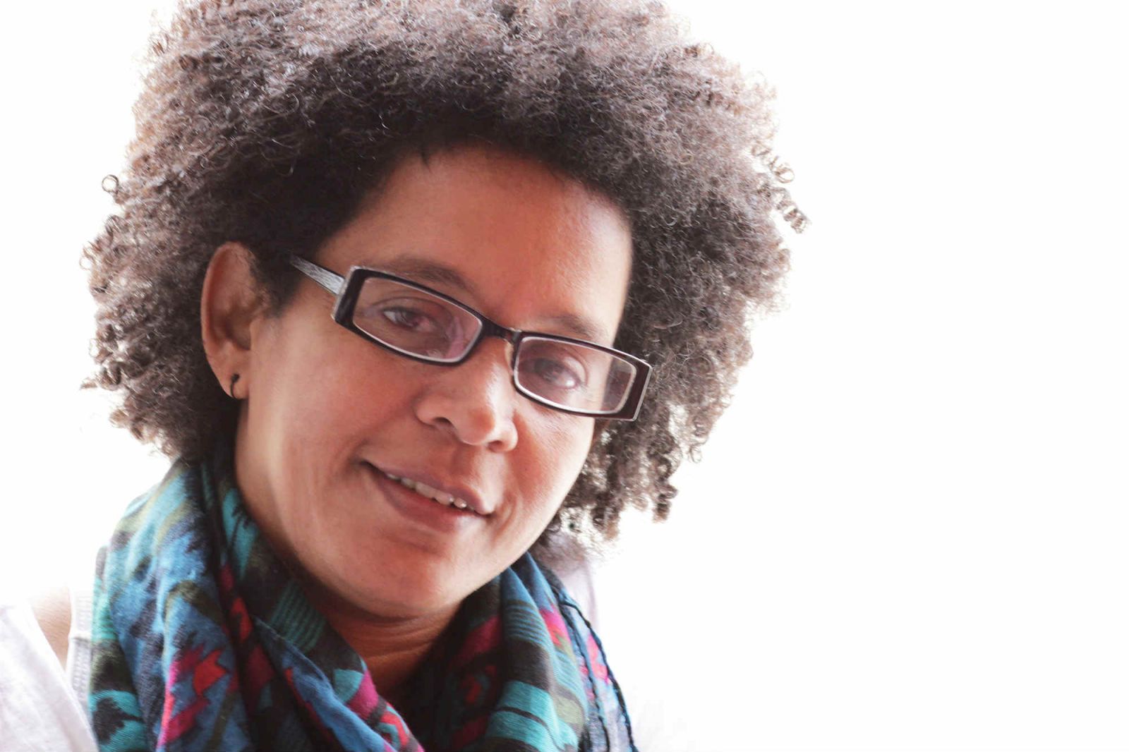 CINEASTA NEGRA E HOMOSSEXUAL LANÇA LIVRO SOBRE ANGÚSTIAS E SUPERAÇÕES - News Rondônia