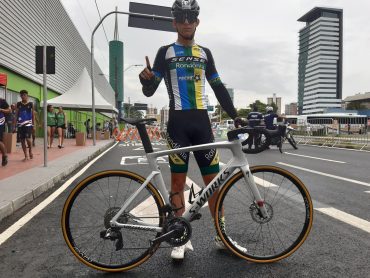 ATLETA DO CICLISMO É BICAMPEÃO NA PROVA DE VELOCIDADE DOS JOGOS ESCOLARES EM BLUMENAU (SC) - News Rondônia