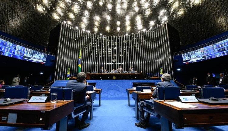 SÓ 7 DOS 81 SENADORES FORAM A TODAS AS SESSÕES DO PRIMEIRO SEMESTRE DE 2018 - News Rondônia