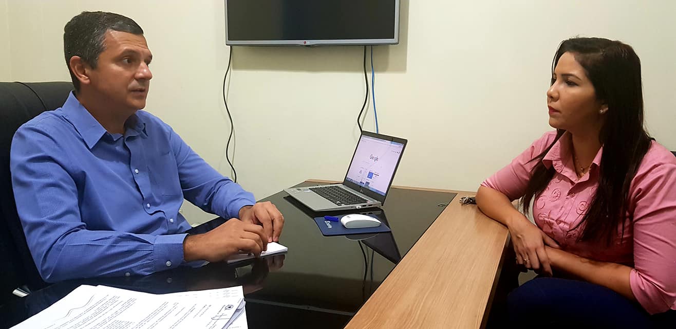CRISTIANE LOPES COBRA SINALIZAÇÃO EM FRENTE ÀS ESCOLAS DA CAPITAL - News Rondônia