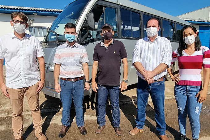 Prefeitura de Jaru destina micro-ônibus para o transporte de pacientes no distrito de Tarilândia - News Rondônia