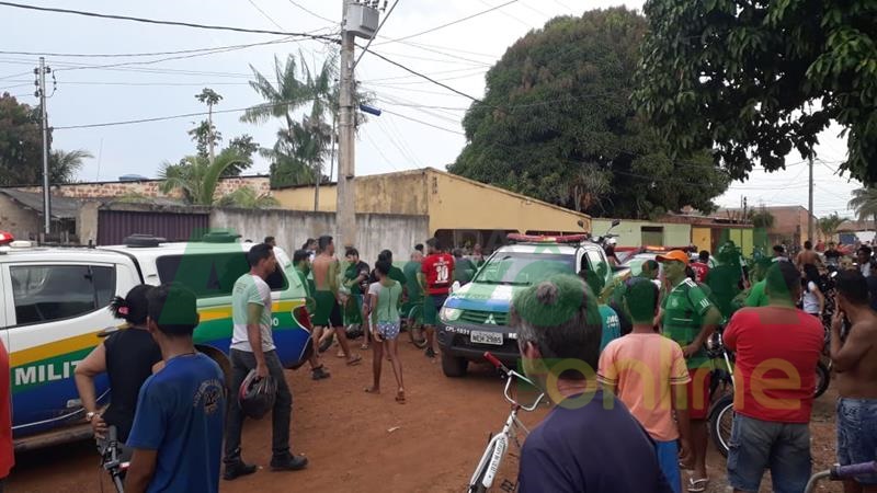 MENOR DETIDO ONTEM LEVA SURRA HOJE AO TENTAR ASSALTAR SALÃO (VÍDEO) - News Rondônia