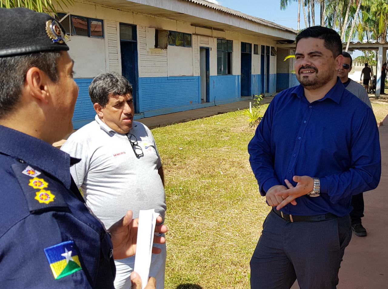 DIRETORIA DE ENSINO - DEPUTADO JESUÍNO ACOMPANHA ANDAMENTO DE OBRAS - News Rondônia
