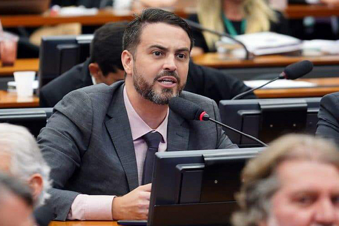 Deputado Federal, Léo Moraes, solicita informações sobre os cortes de orçamento e o atraso de repasses para o IFRO e UNIR - News Rondônia