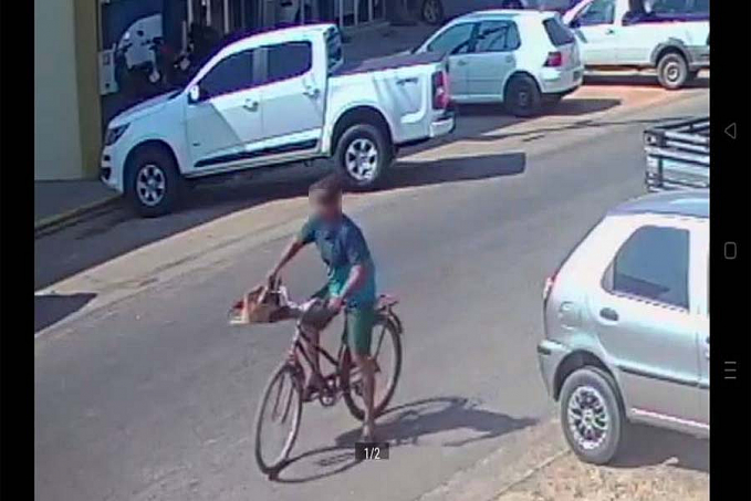 VÍDEO: imagens identificam ladrão que furtou motosserra no centro da cidade e ele acaba preso junto com o receptador - News Rondônia