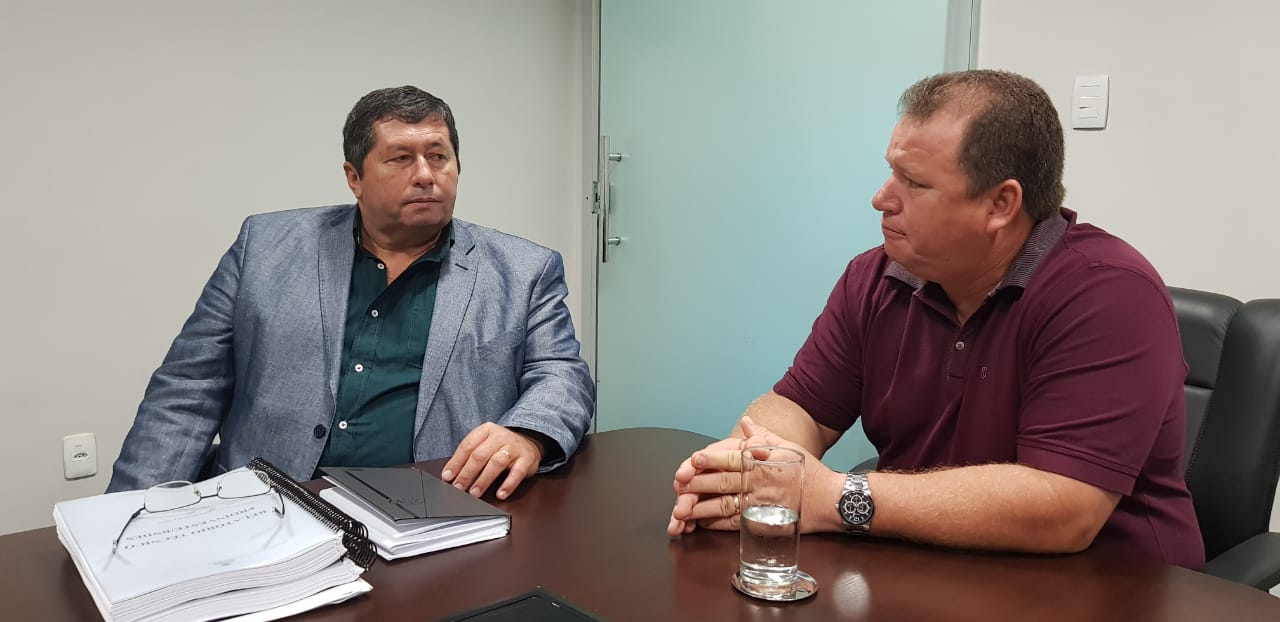 DR NEIDSON SOLICITA MEDIDAS DE RECUPERAÇÃO EM AVENIDA DE GUAJARÁ-MIRIM E NA RO 420 EM NOVA MAMORÉ - News Rondônia