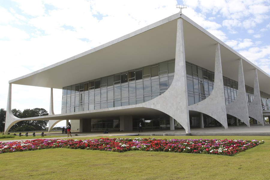 Lei de combate à violência política contra a mulher é sancionada - News Rondônia